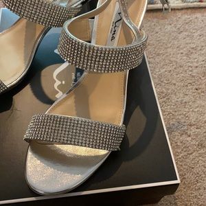 Never worn nina block heels